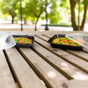 TK-RE 28 BLACK 28 OZ RECTANGLE BLACK CONTAINER WITH CLEAR LID COMBO 150/CS