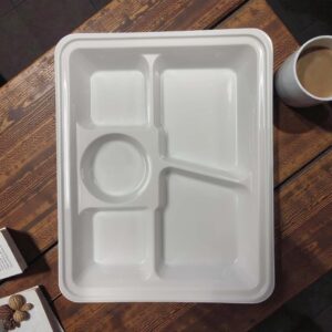 PLASTIC-5 COMARTMENT PLATES (300CT)